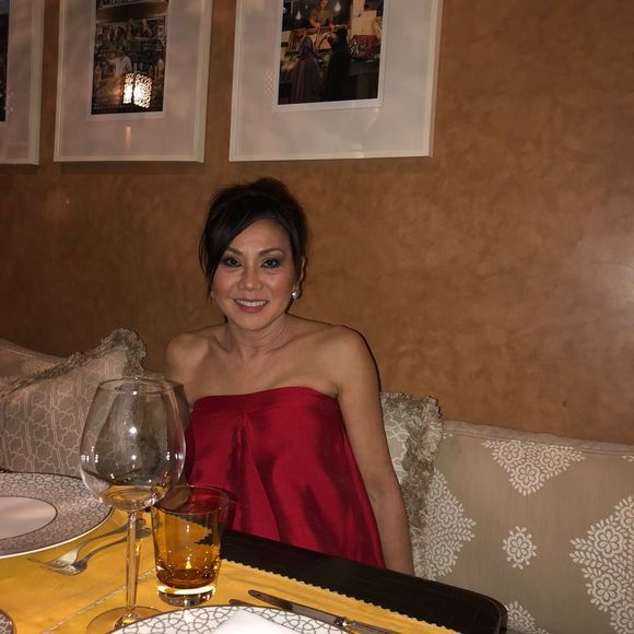 Meet your Posher, Heejun - Picture 1 of 1